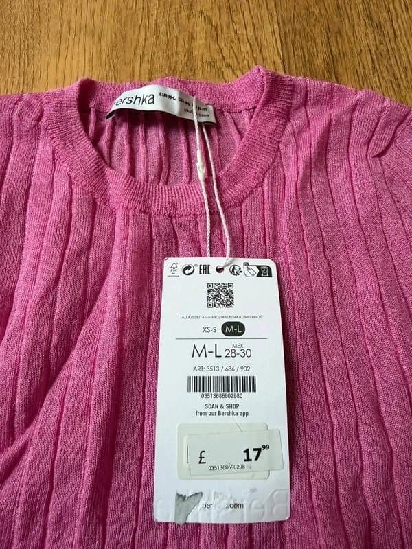 Bershka Bershka pink ribbed knitted t shirt size M-L new with tags
