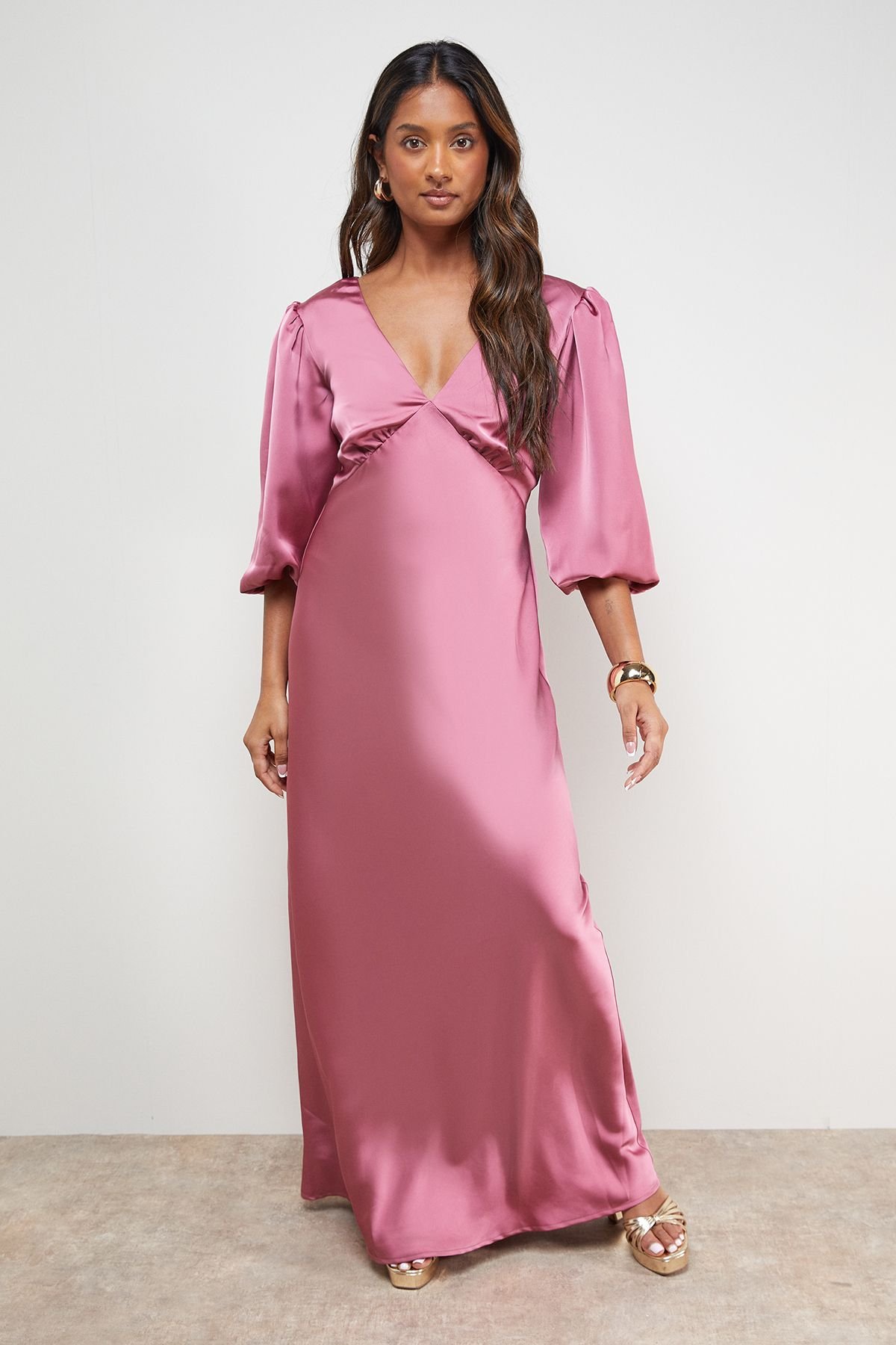 Oasis Oasis Women's Satin V Neck Balloon Sleeve Bias Midi Dress in Rose - 2