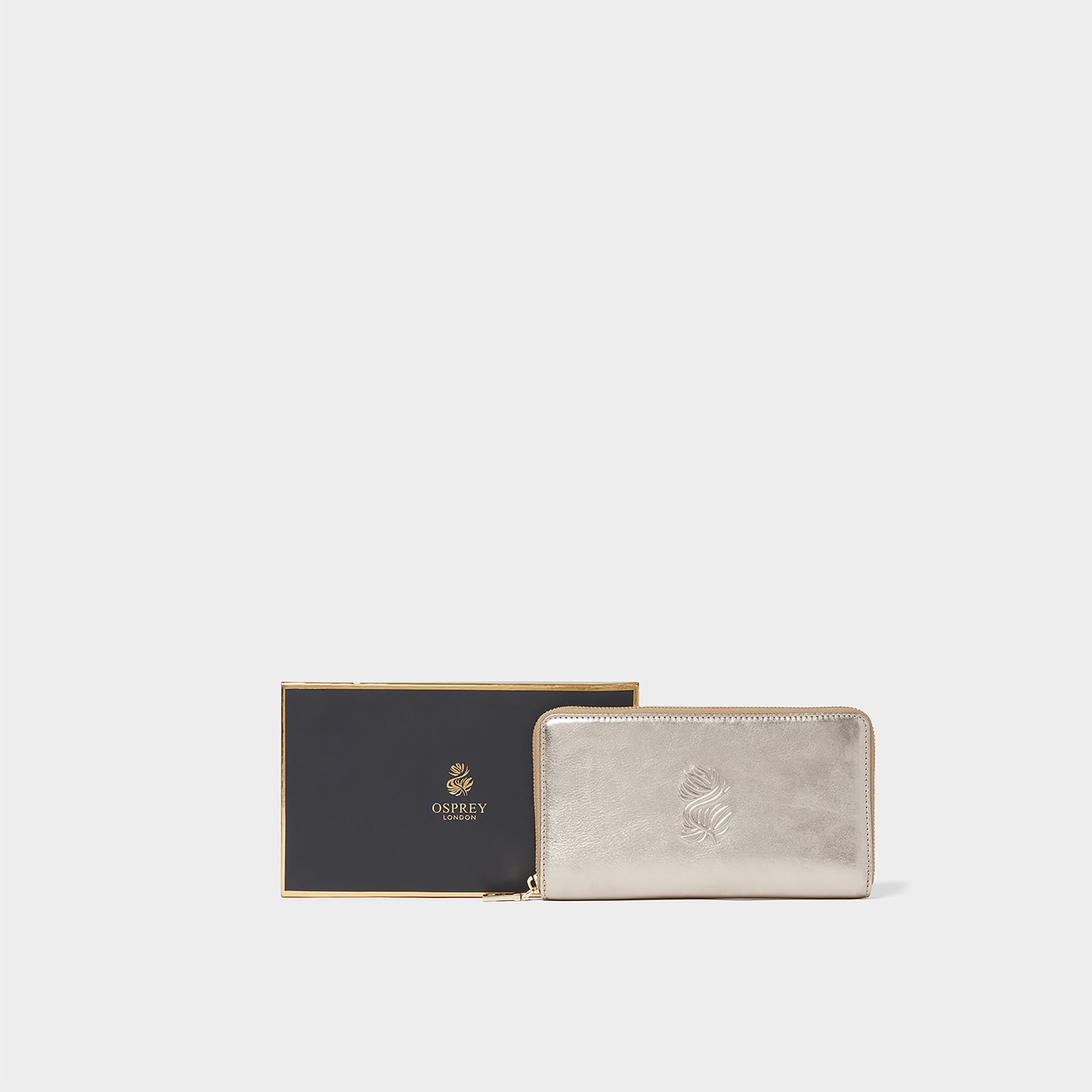 OSPREY LONDON OSPREY LONDON Women's The Luxe Leather Travel Organiser with Gift Box in Metallic Gold
