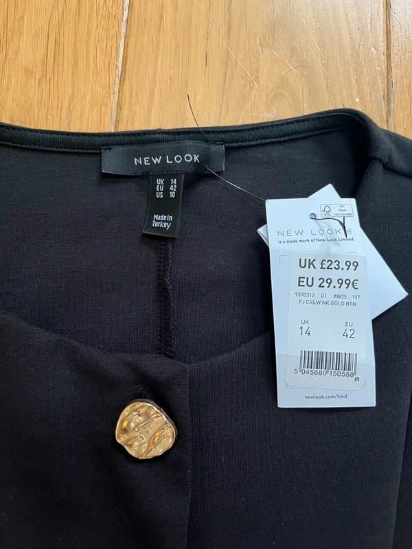 New Look Women’s black button up waistcoat