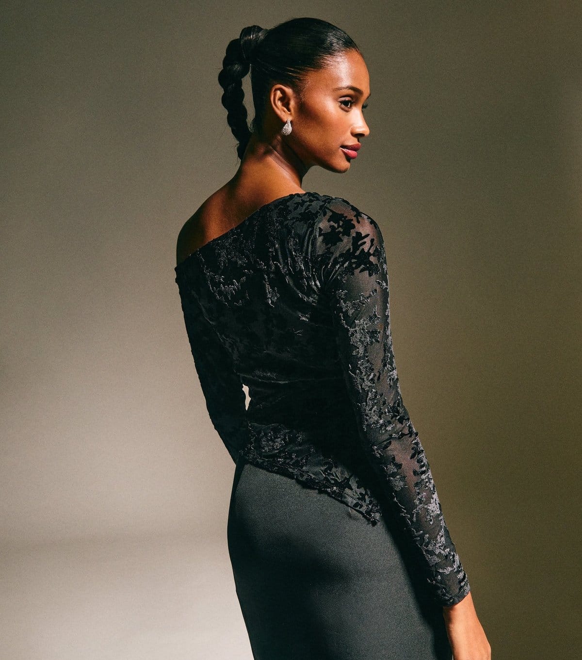 New Look Women's Black Velvet Devore Long Sleeve Top New Look - 4