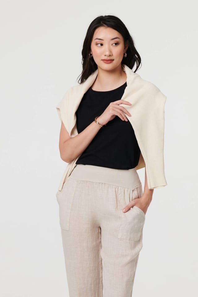 Izabel London Izabel London Women's Relaxed Linen Tapered Trousers in Taupe - 2