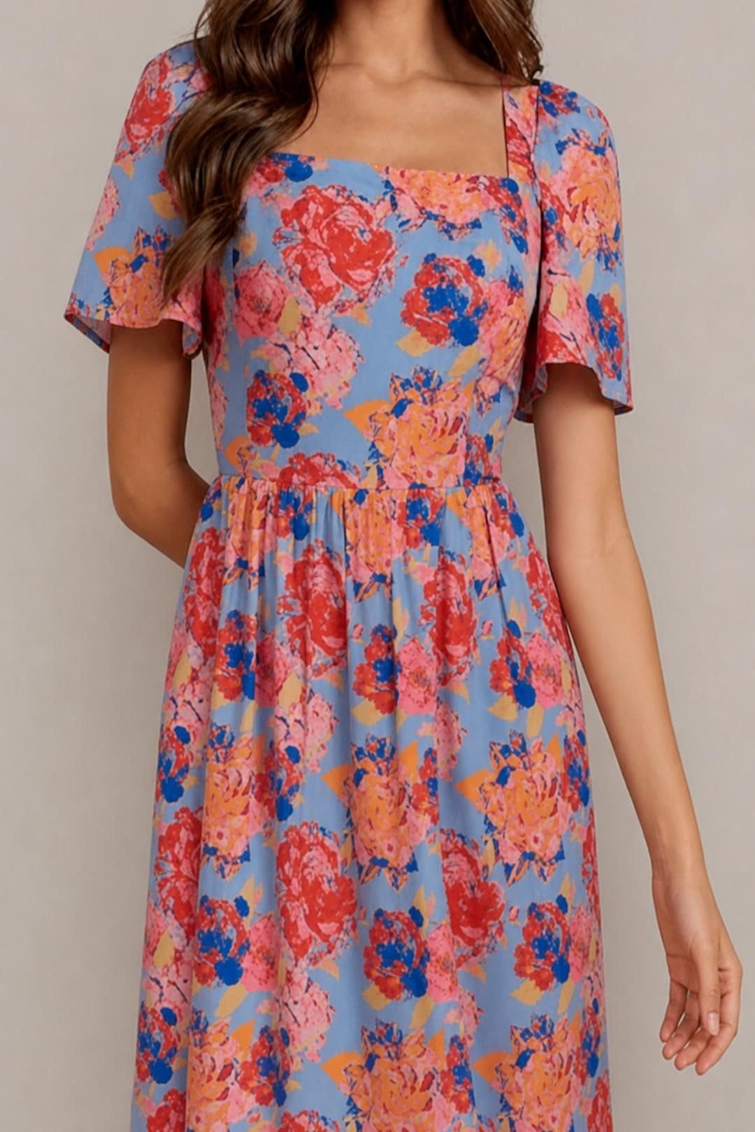 chi chi london Chi Chi London Women's Petite Square Neck Floral Midi Dress in Blue - 4