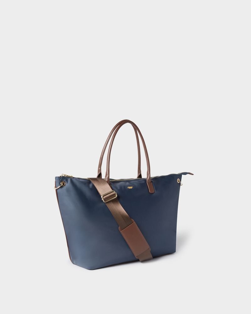 OSPREY LONDON OSPREY LONDON Women's The Voyage Nylon Weekender Bag in Navy - 3