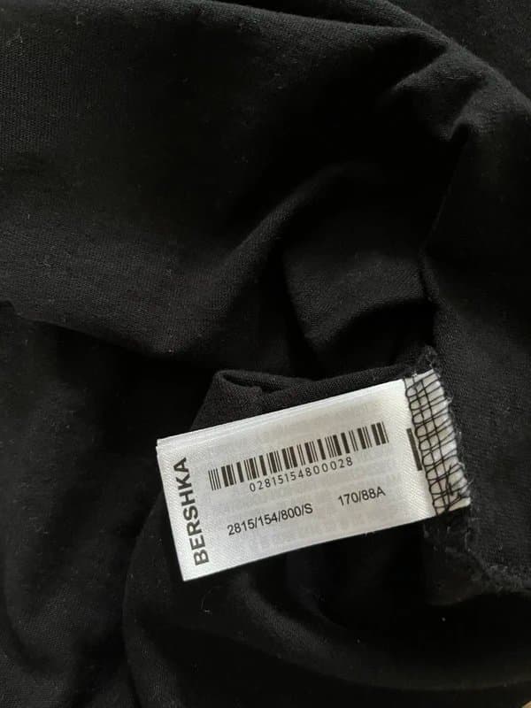 Bershka Bershka black cropped T-shirt