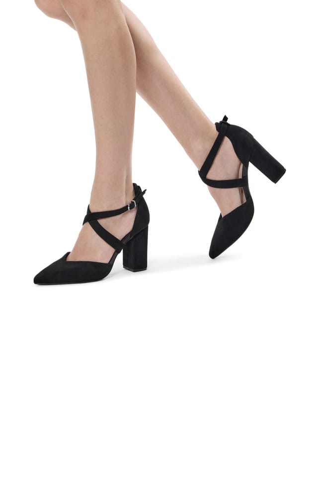 Paradox London Paradox London Women's Gwendolyn' Wide Fit Block Heel Open Court Shoes in Black - 2