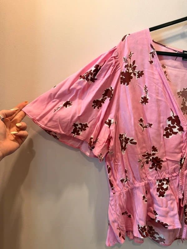 ASOS Design ASOS Pink Floral Peplum Top