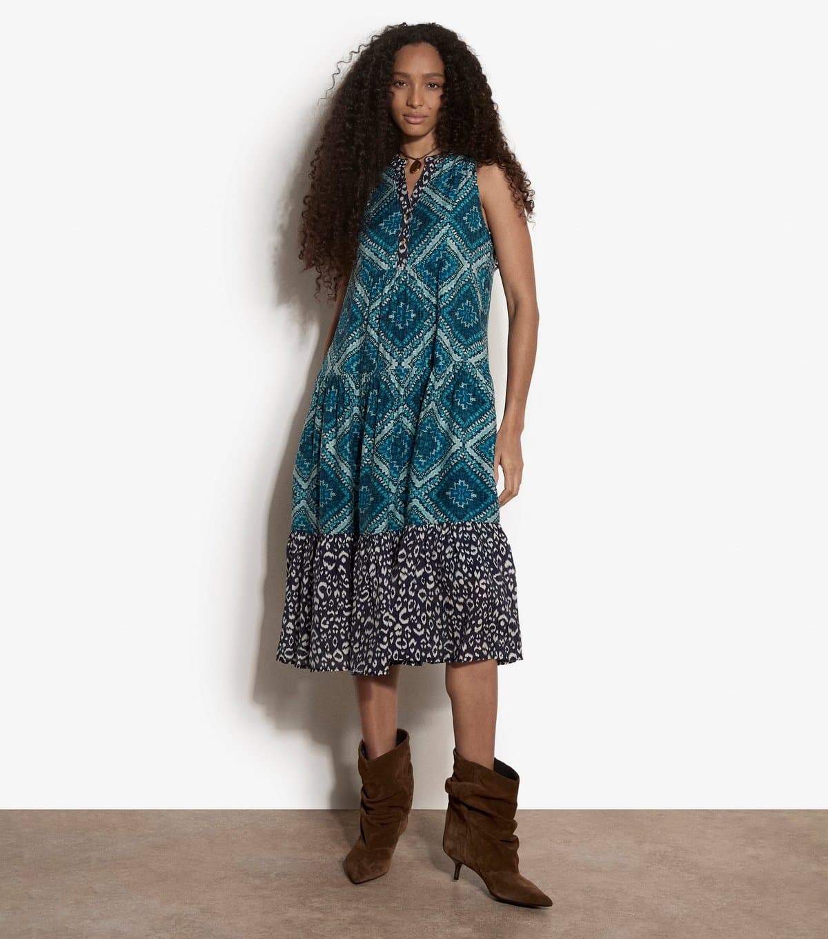 Apricot Women's Teal Geometric Print Sleeveless Midi Dress Apricot New Look