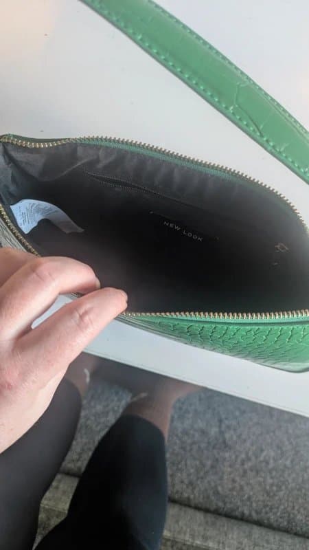 New Look Green rectangular croc print leather effect shoulder bag/ handbag with gold buckle detail