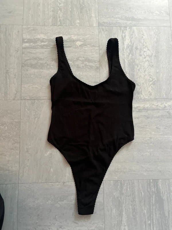 ASOS ASOS woman bodysuit size 8