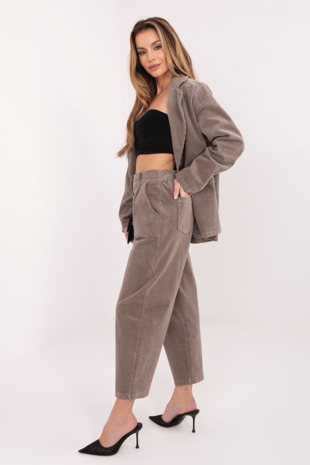 Love Lace Love Lace Women's Stylish High Waist Corduroy Carrot Pants in Beige
