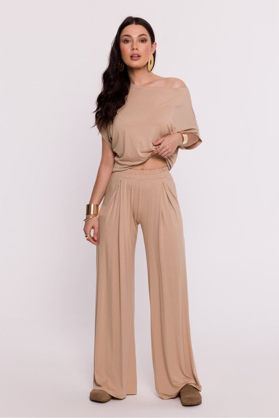 Love Lace Love Lace Women's Viscose Knit Trousers With Pleats & Flare in Beige