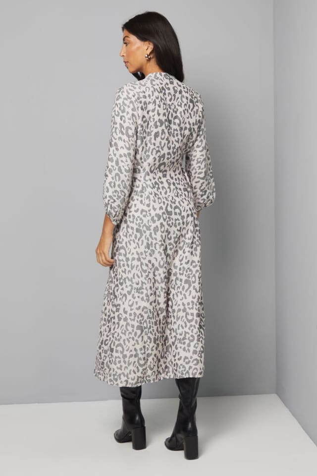 Wallis Wallis Women's Leopard Print Button Midi Dress in Ivory - 3