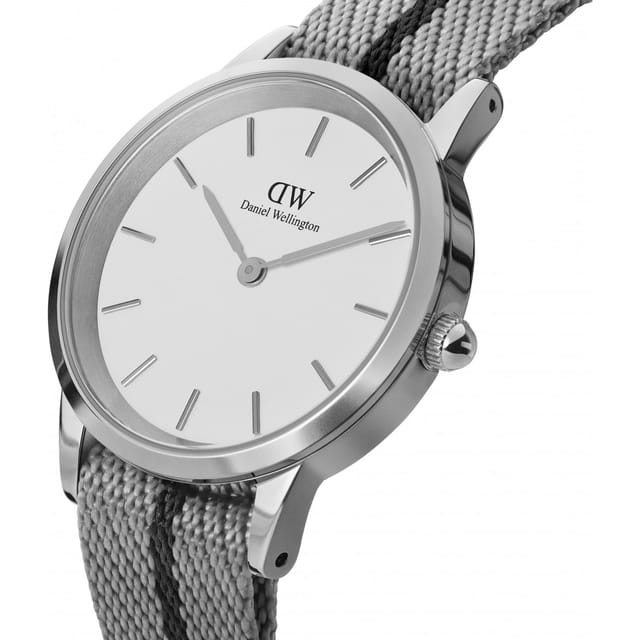 Daniel Wellington Daniel Wellington Women's DW00100679 Iconic 26mm Quartz Watch in Silver - 2