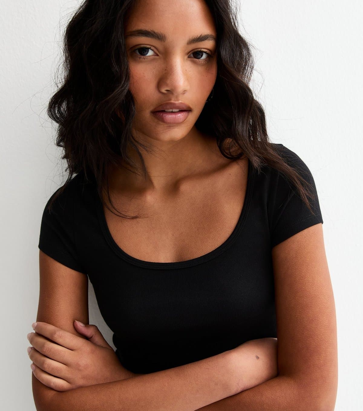 New Look New Look Black Scoop Neck Baby Tee T-Shirt