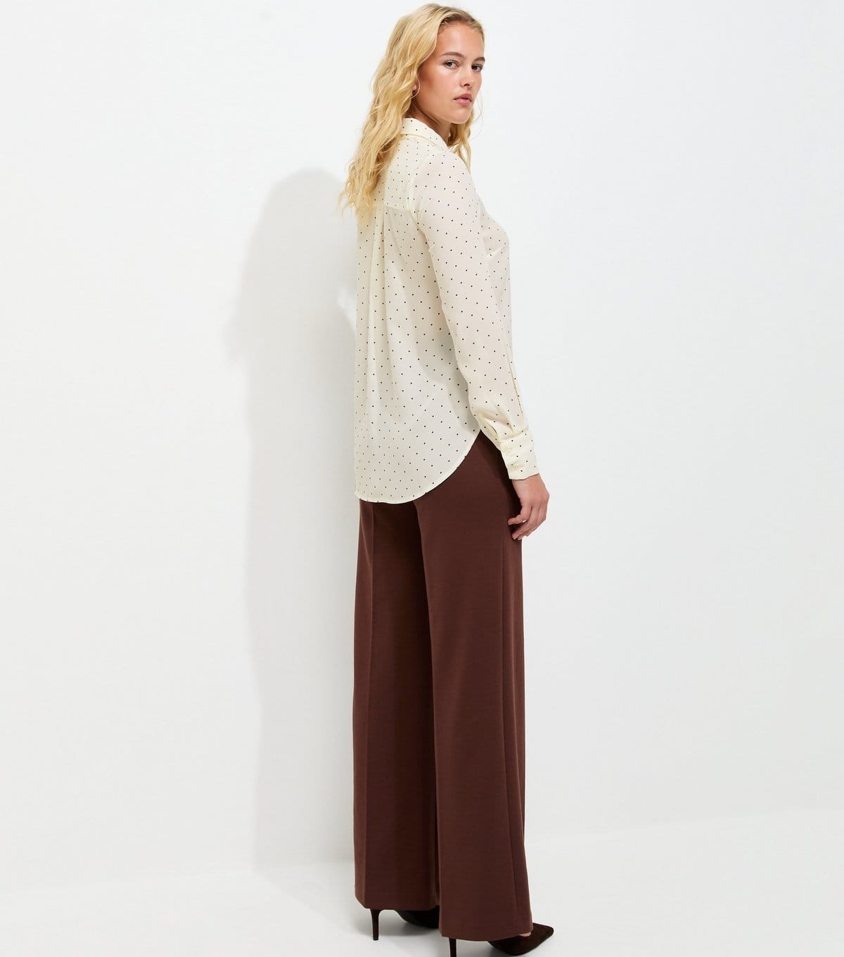 New Look Women's Tall White Polka Dot Gold Button Blouse New Look - 4