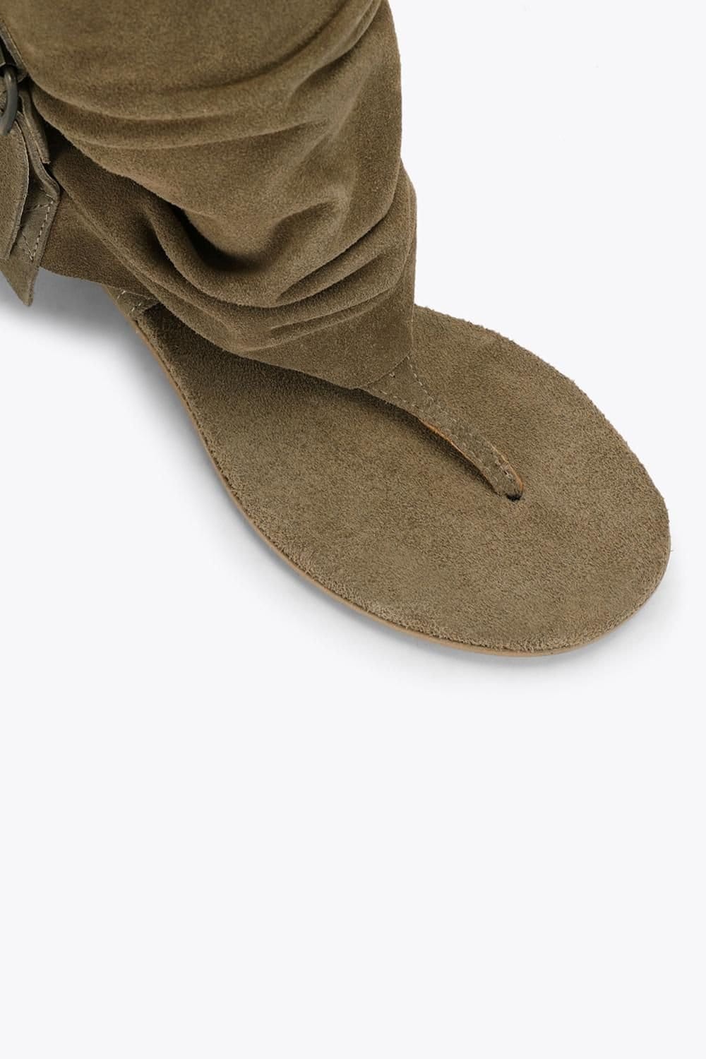 Steve Madden STEVE MADDEN Women's 'Dorado Taupe Suede' Suede Sandals - 4