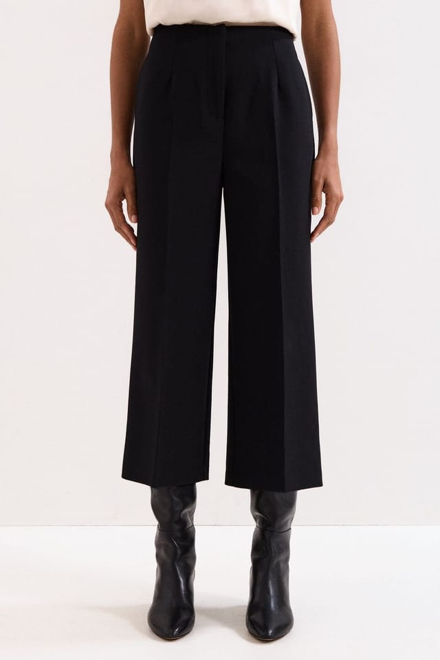 Phase Eight Phase Eight Women's Aubrielle Clean Crepe Culotte in Black - 3