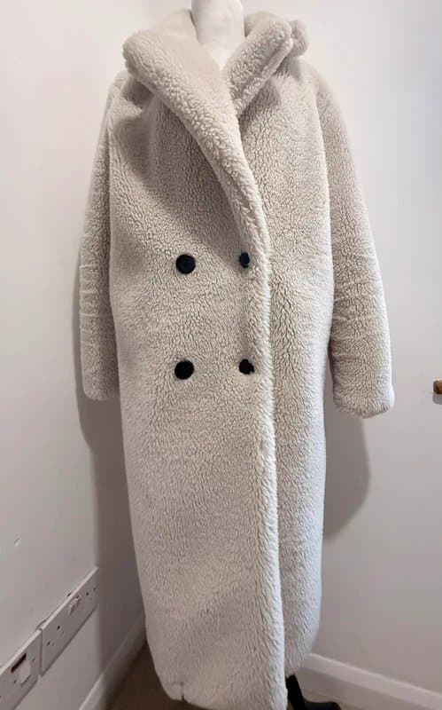 Mint Velvet Mint Velvet Teddy Fur Cream Coat - Size S | 10