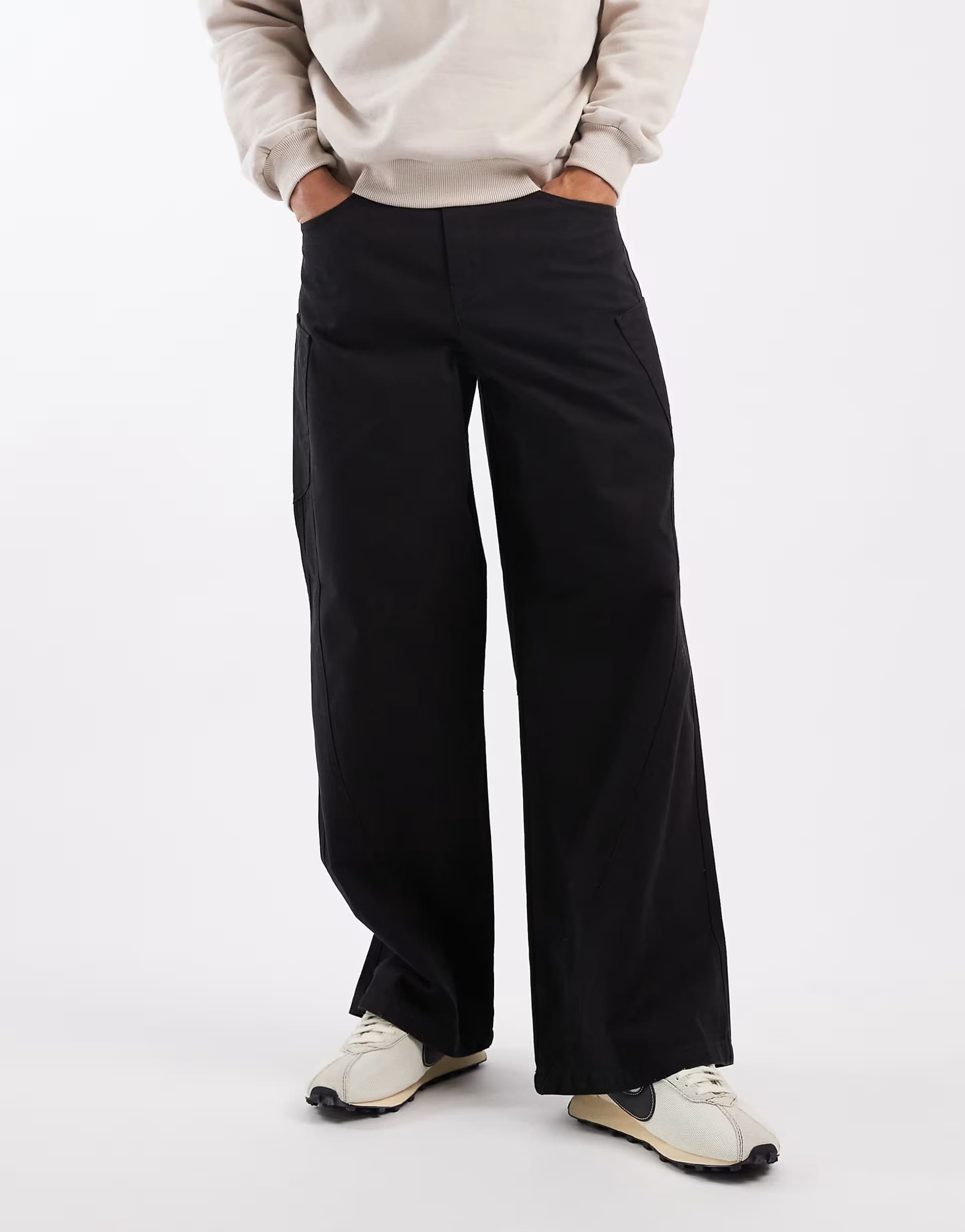 ASOS ASOS DESIGN loose cargo trousers in black