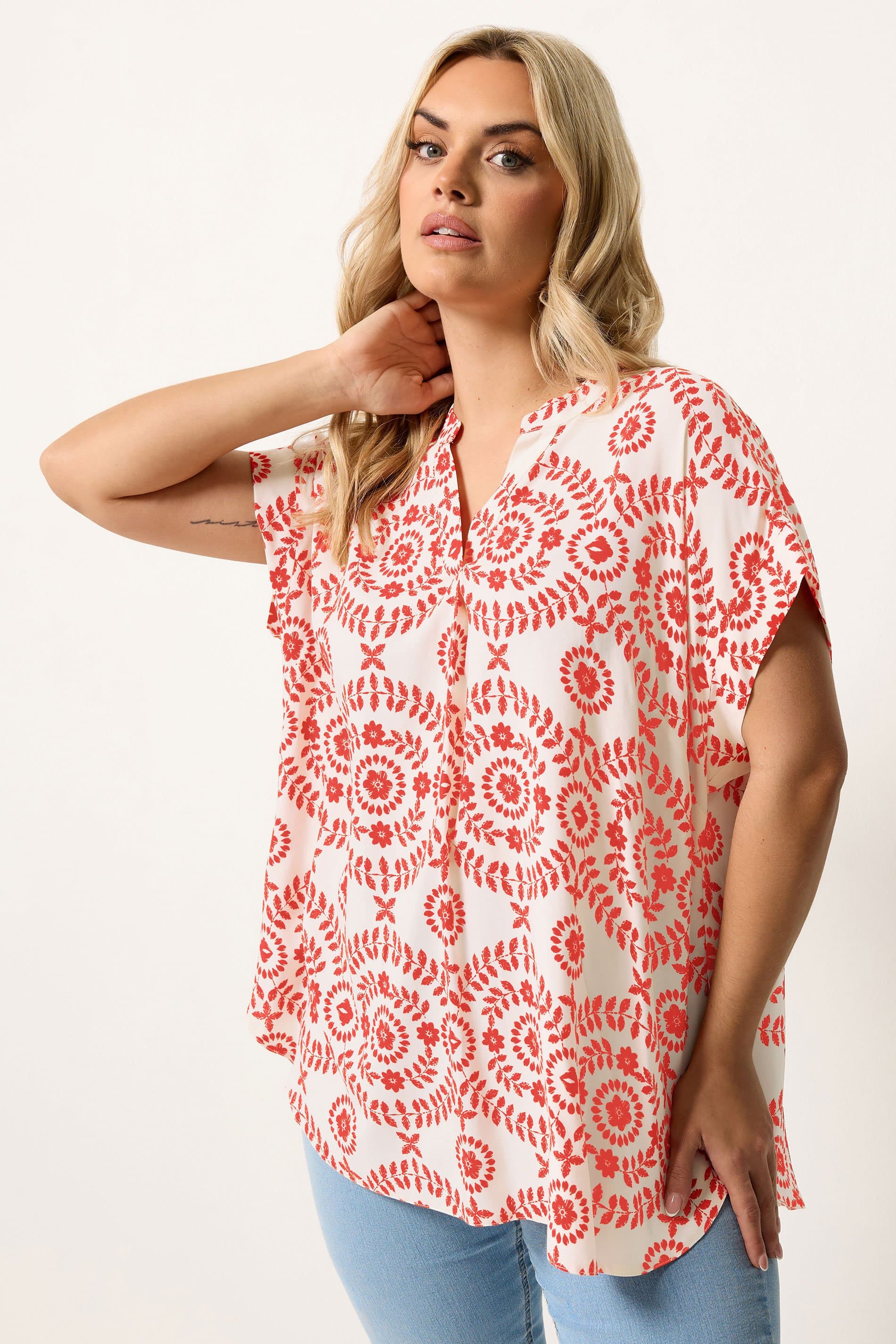 Yours Plus Size Red Floral Print Pleated Blouse