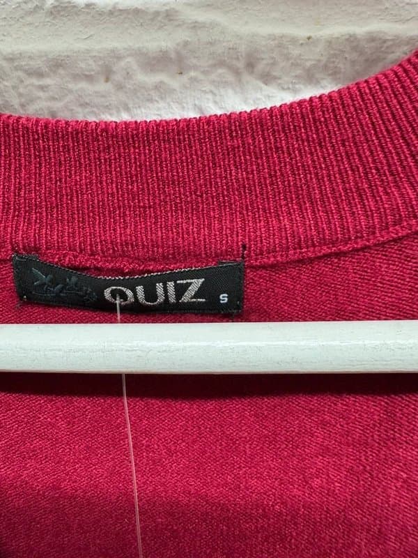 Quiz Women’s red burgundy heart sequin jumper size small
