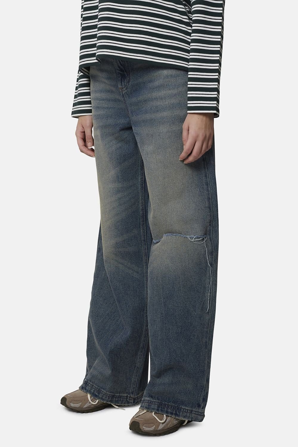 Good For Nothing Good For Nothing Women's Baggy Fit Ripped Denim Jean in Blue - 4