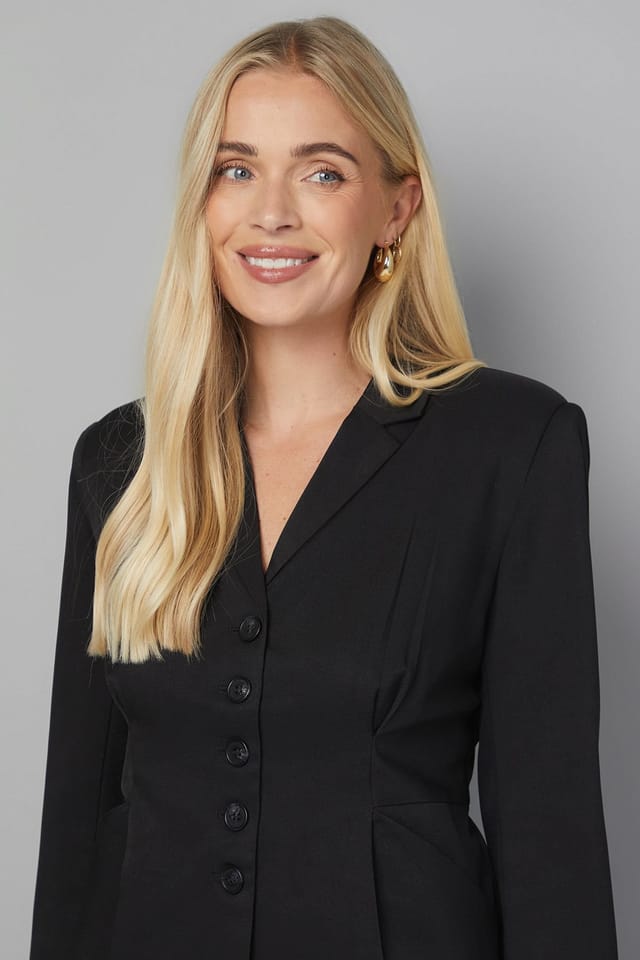 Wallis Wallis Women's Petite Pleat Detail Blazer in Black - 2