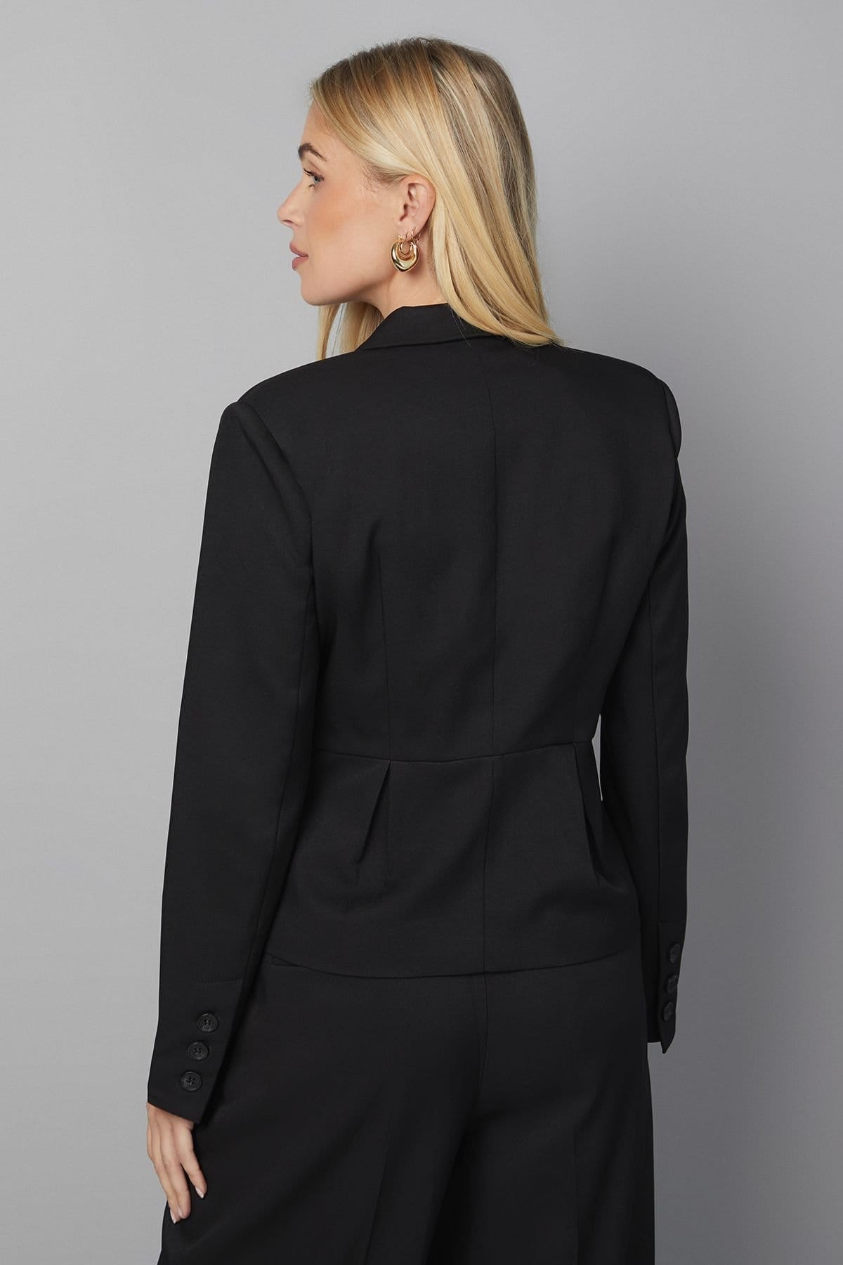 Wallis Wallis Women's Petite Pleat Detail Blazer in Black - 4