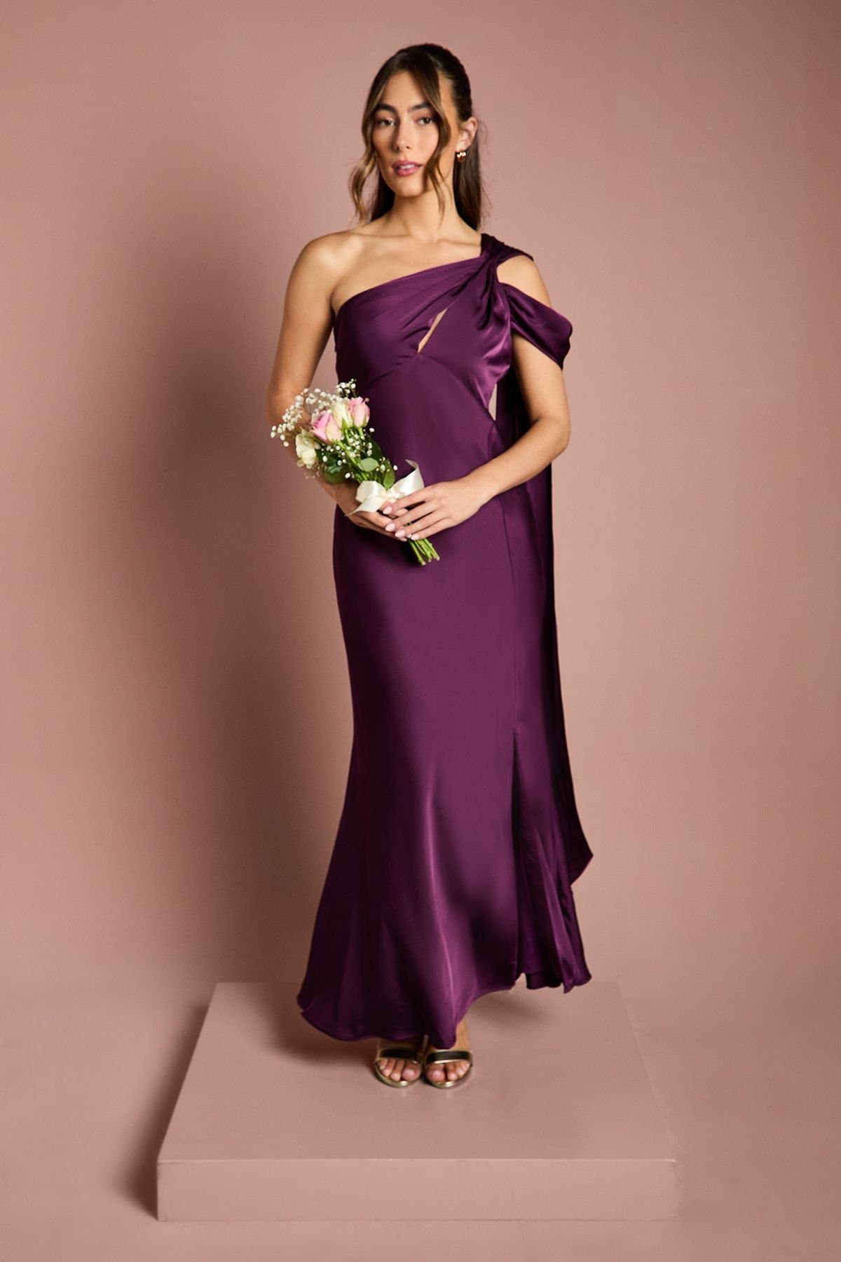 Coast Coast Women's Satin One Shoulder Fishtail Maxi Bridesmaid Dress with Drape Detail in Grape