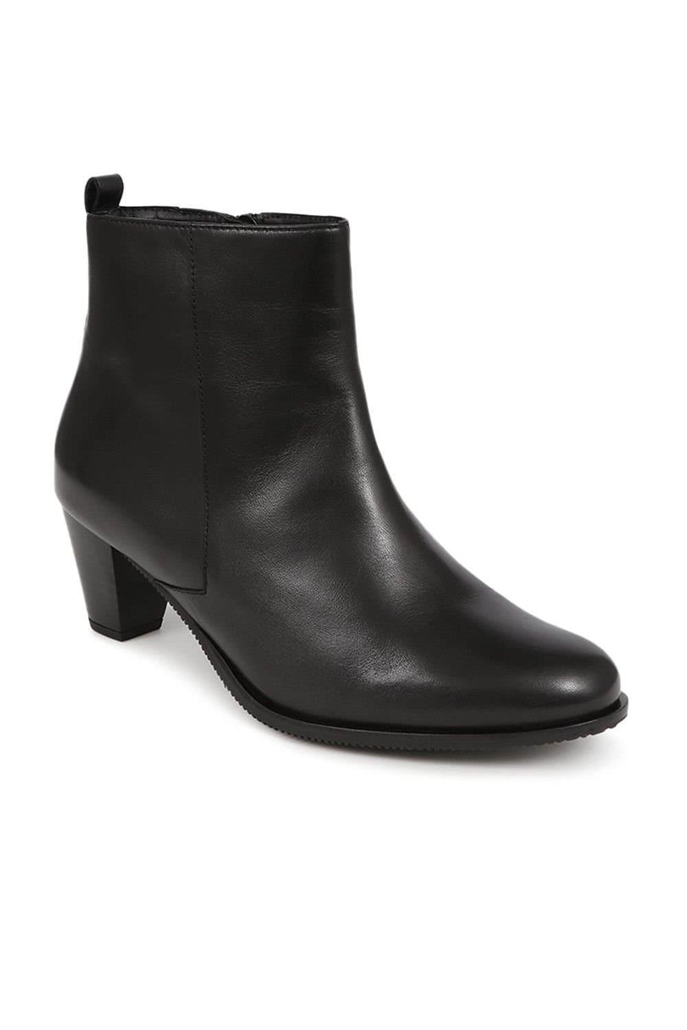 Jones Bootmaker Jones Bootmaker Women's Leianna Heeled Ankle Boots in Black
