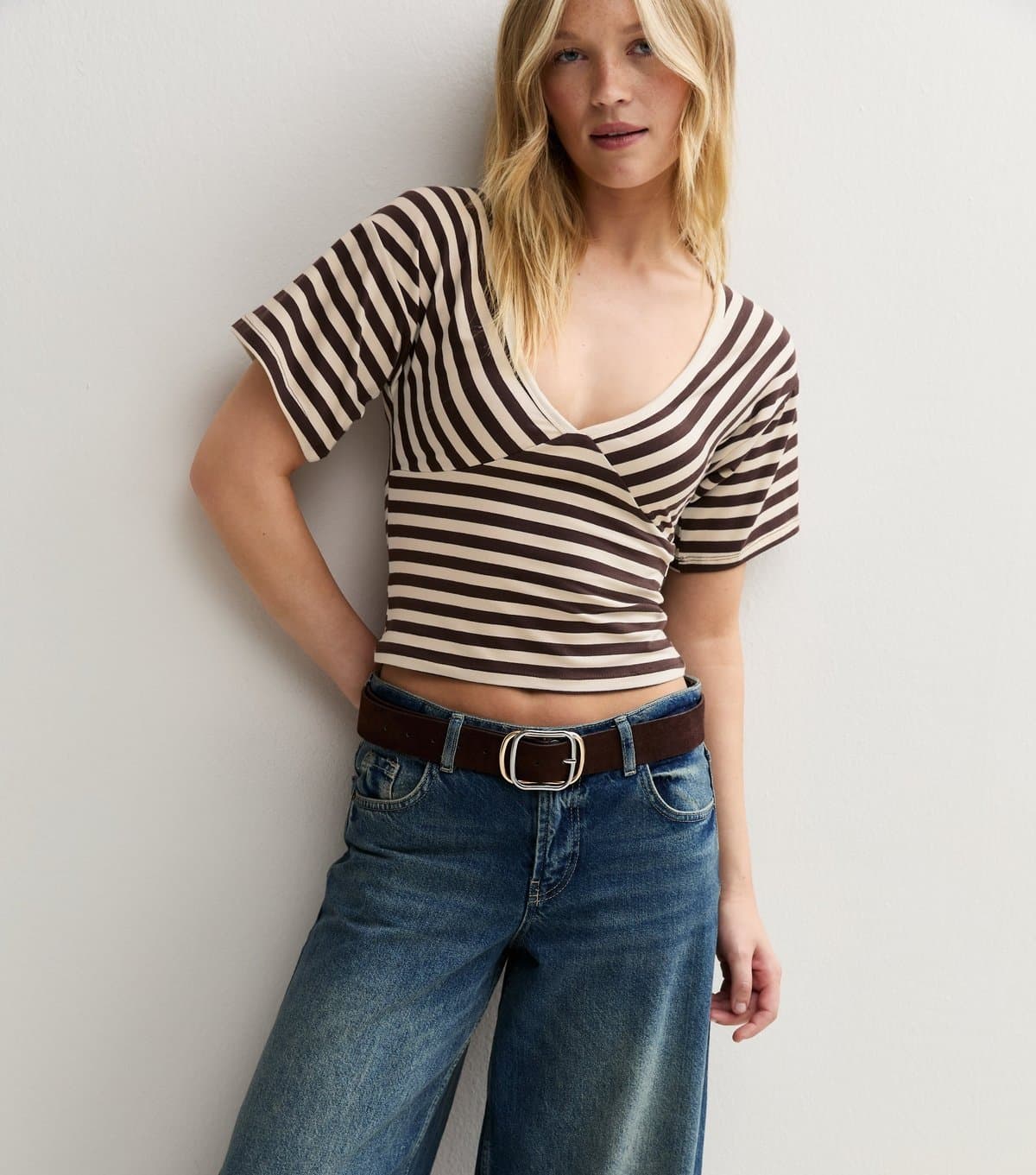New Look Women's Brown Striped V Neck Corset T-Shirt New Look
