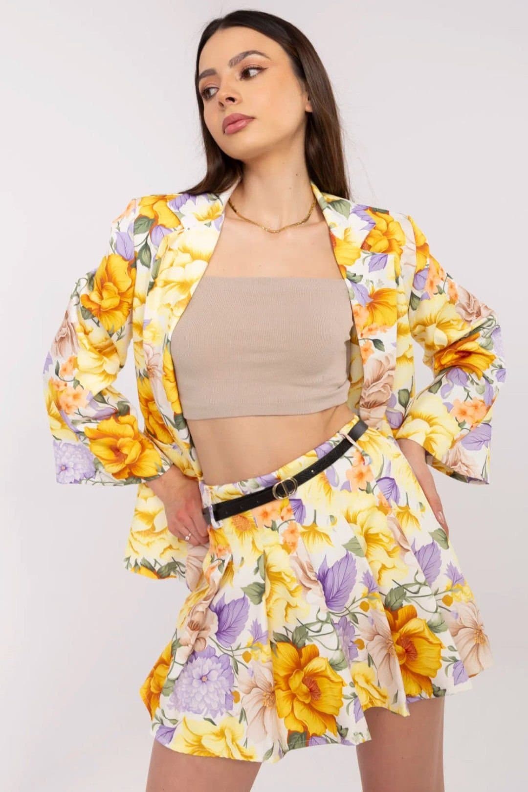 Love Lace Love Lace Women's Floral Blazer & Belted Shorts Set in Yellow