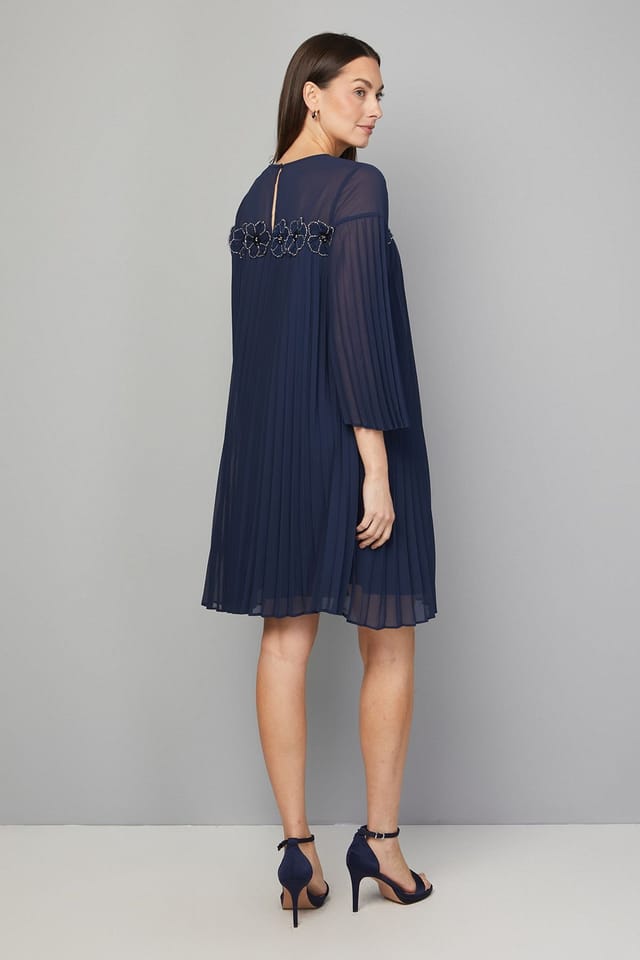 Wallis Wallis Women's Pleated Floral Trim Shift Dress in Navy - 3