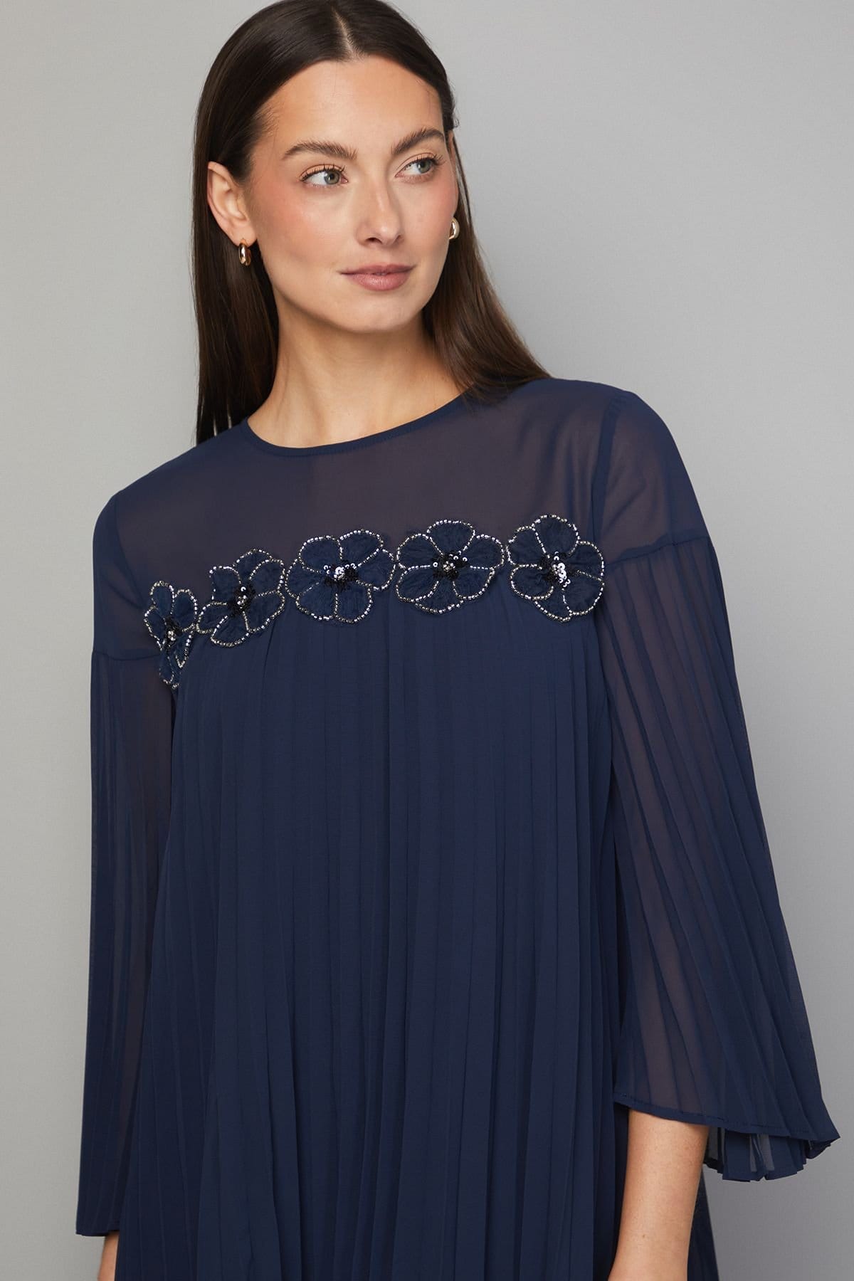 Wallis Wallis Women's Pleated Floral Trim Shift Dress in Navy - 4