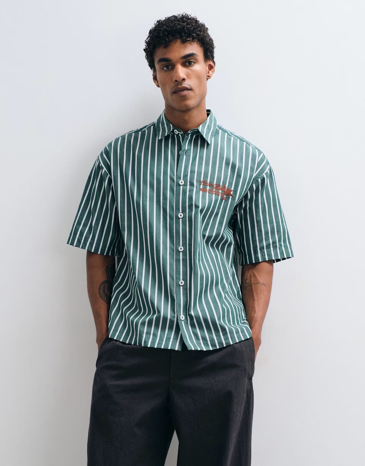 ASOS ASOS DESIGN boxy oversized stripe shirt with chest embroidery in green - 1
