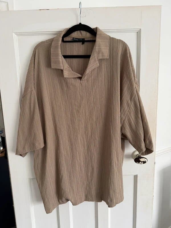 ASOS Design Oversized revere polo shirt in khaki texture