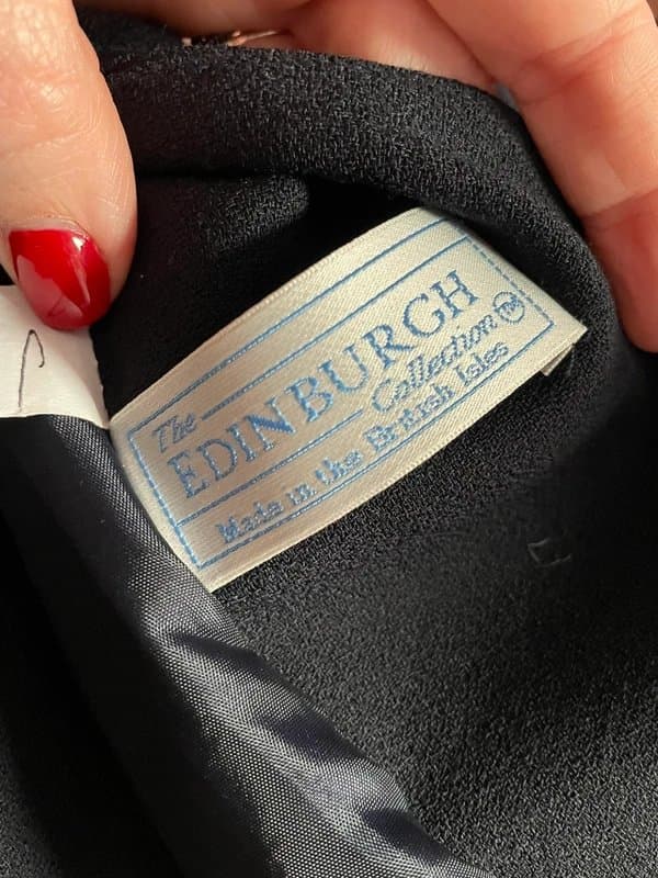 the edinburgh collection The Edinburgh Collection Classic Navy Wool Blazer - Size Suited To A UK14/16