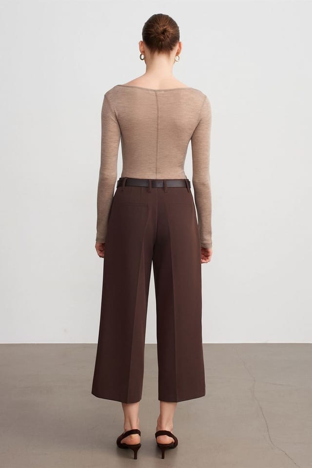 Dilvin Dilvin Women's High-Waist Belted Crepe Culottes in Chocolate - 2