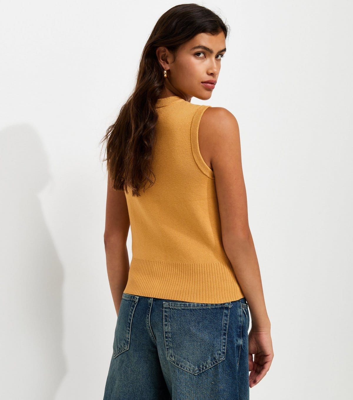 New Look Women's Dark Yellow Compact Knit Button Through Waistcoat New Look - 4