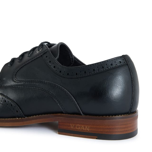 V.GAN V.GAN Men's Mocha Brogue Shoes in Black - 3