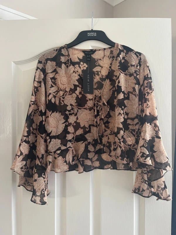 New Look Ladies top size 10 bnwts