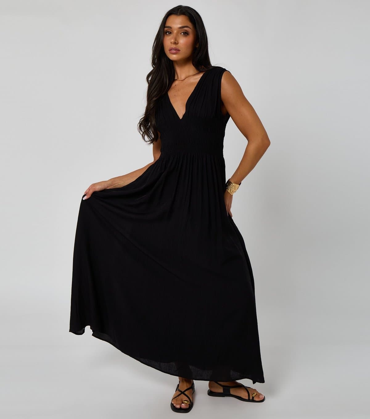 Urban Bliss Women's Black V-Neck Elasticated Waist Maxi Dress Urban Bliss New Look