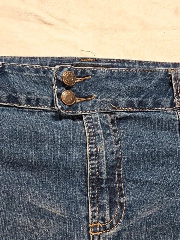 Vintage Dressing Y2K Cato Denim Mini Skirt size 14 blue Jean A-Line knee Length 34” Waist