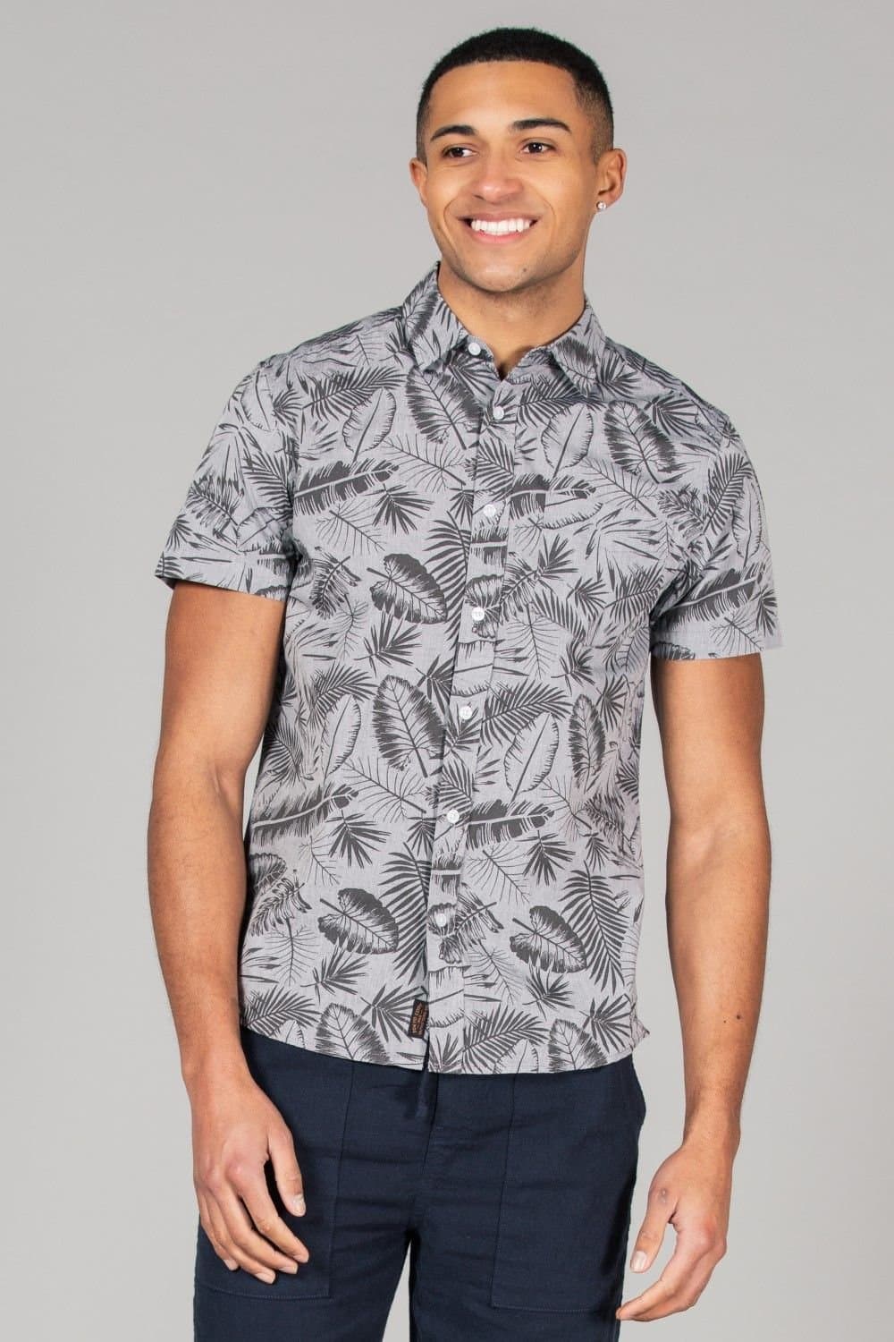 Tokyo Laundry Tokyo Laundry Men's Printed Chambray Short-Sleeve Shirt in Grey