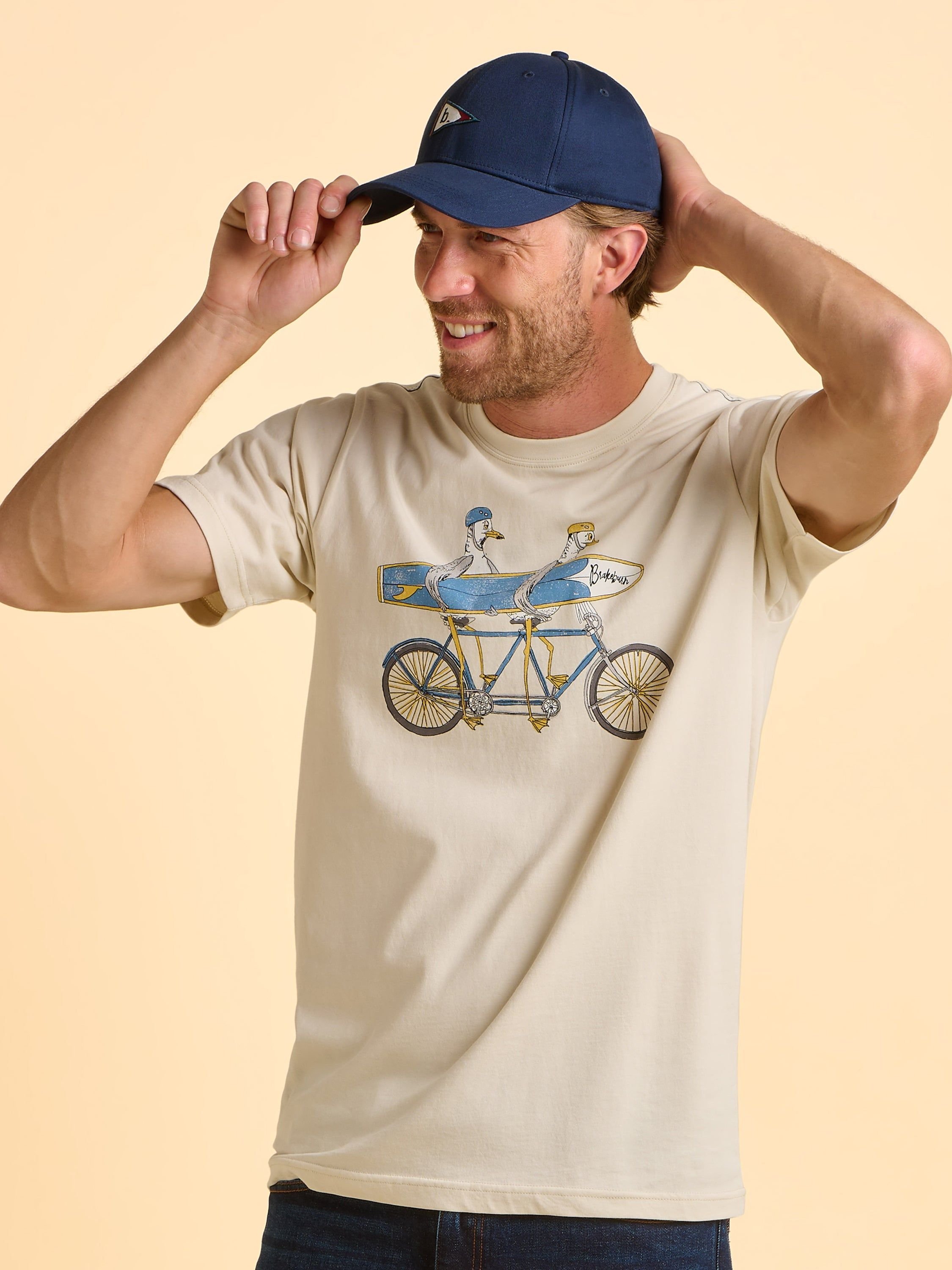 Brakeburn Brakeburn Men's Tayport T-Shirt in Cream - 4