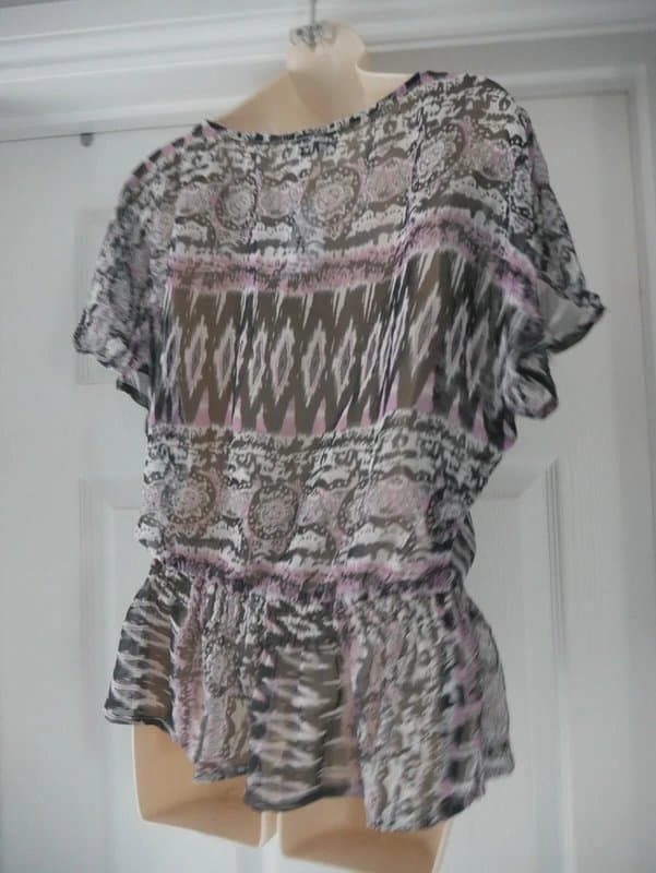 Carbon Carbon Blouse Ladies Size 12 Purple Aztec Crochet Neck Chiffon Top Summer BNWT