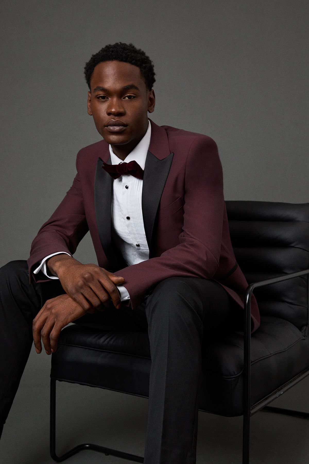 Burton Burton Men's Burgundy Peak Collar Tailored Fit Tuxedo Jacket