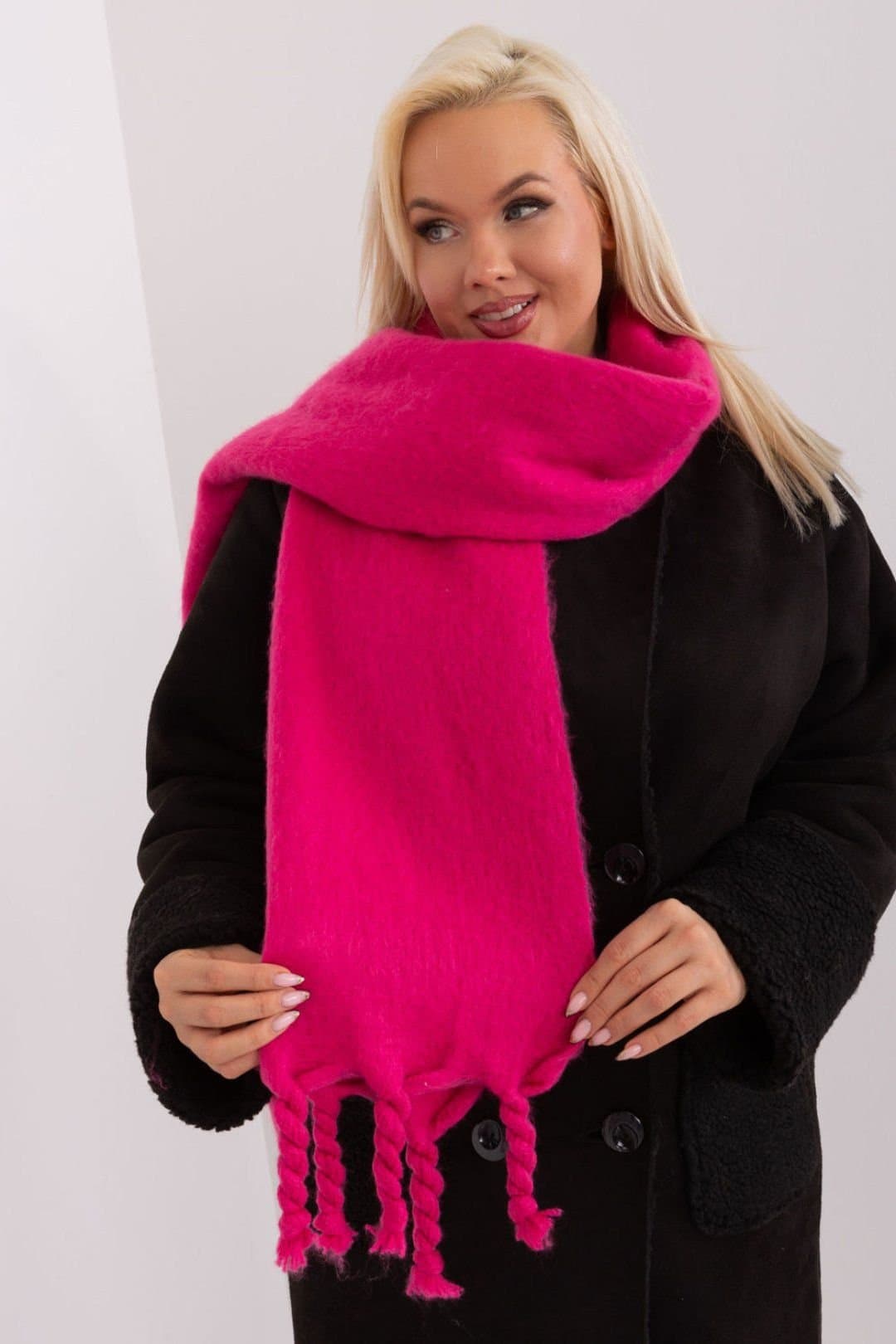 Love Lace Love Lace Pink Polyester Scarf with Tassels for Winter
