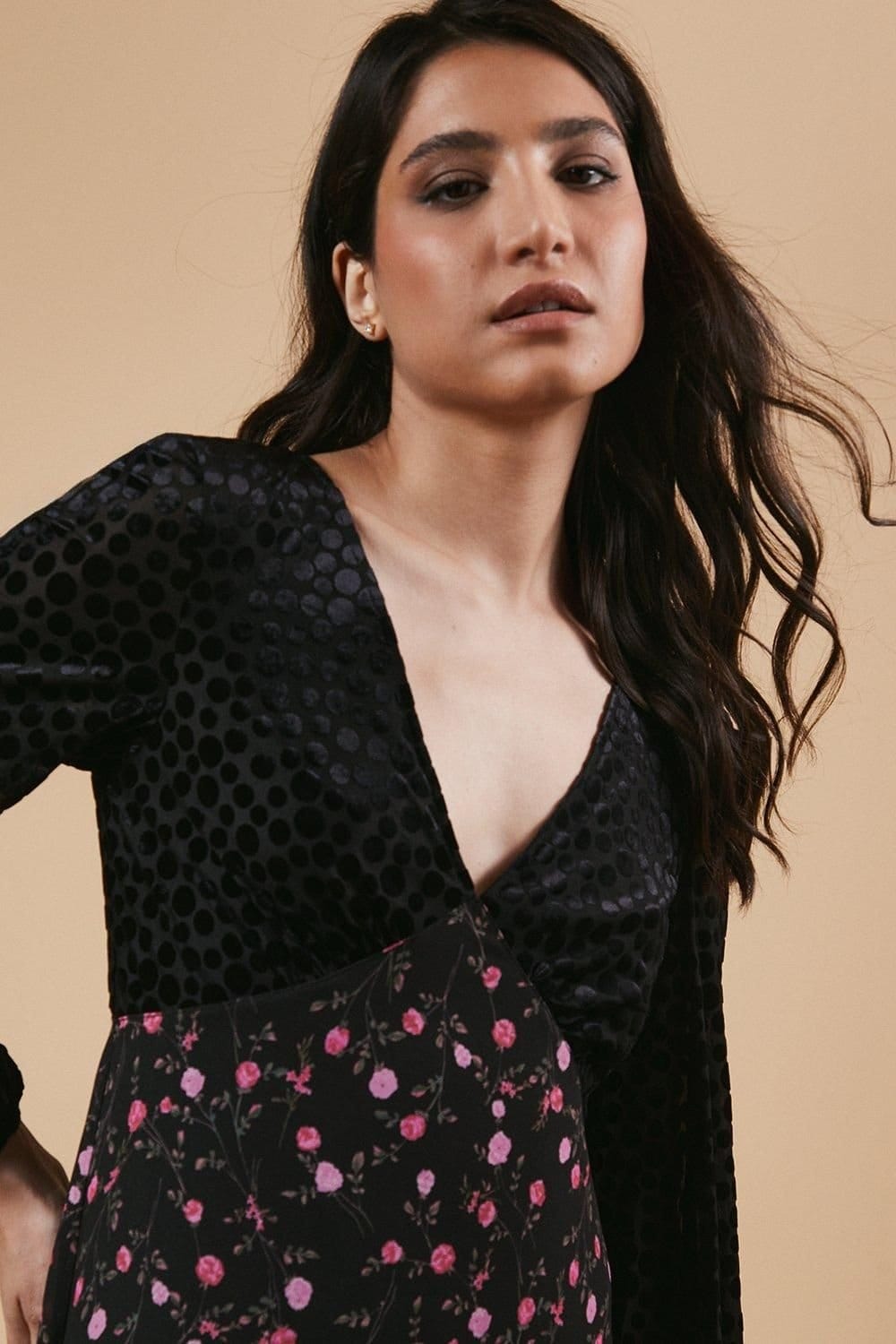 Oasis Oasis Women's Occasion Floral Spot Bodice Midi Dress in Black - 4